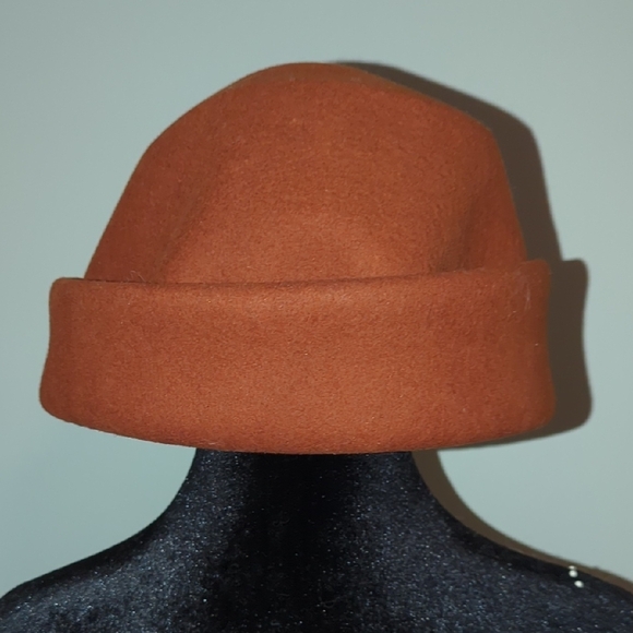 Vintage Excello Women's Wool Hat in Rust Color - Picture 3 of 6